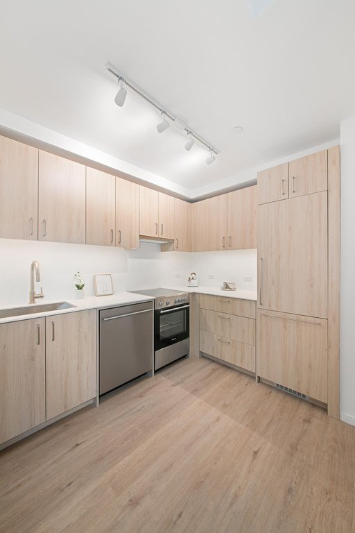 12 Halsey Street, Unit PH201 photo 7