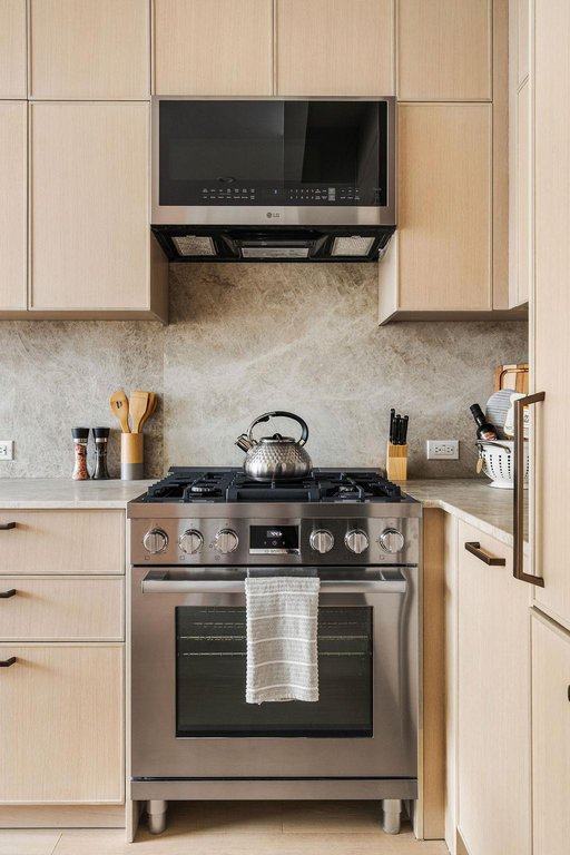 445 Fifth Avenue, Unit 4A photo 3