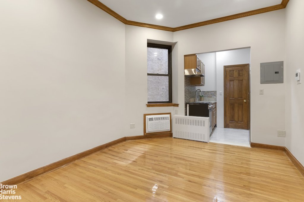 121 East 10th Street, Unit 2C photo 6