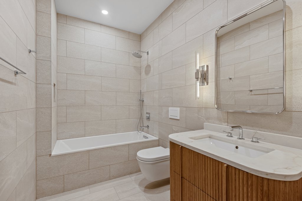 21 Conselyea Street, Unit 1 photo 6