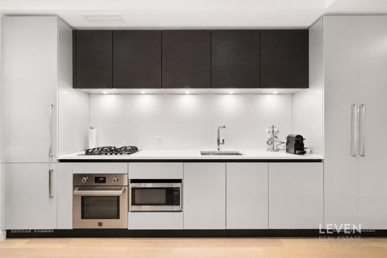 540 West 49th Street, Unit 505S photo 9