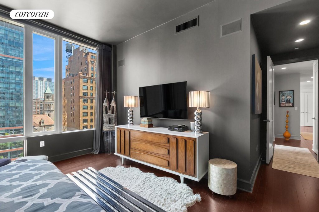 245 West 99th Street, Unit 10C photo 7