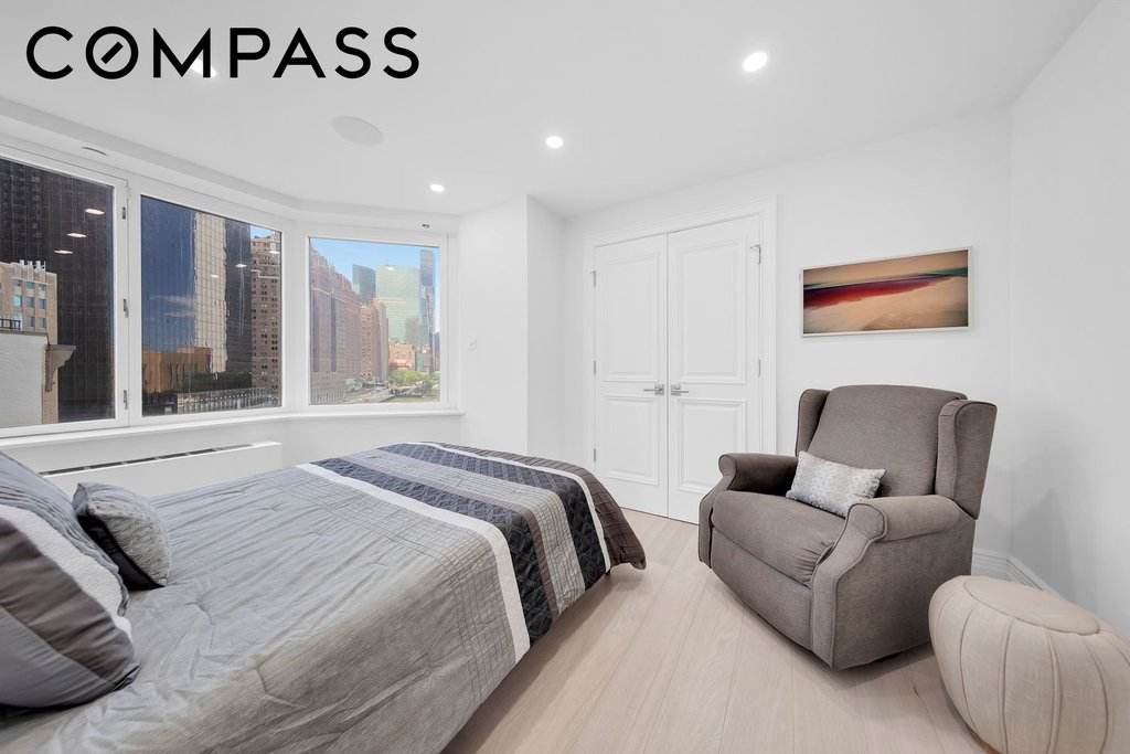 415 East 37th Street, Unit 9JK photo 11