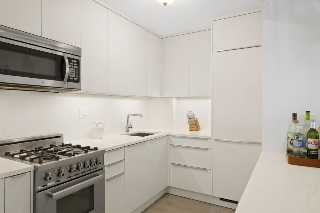 16 West 16th Street, Unit 6ES photo 3