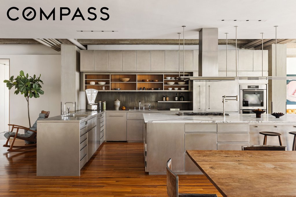 205 West 19th Street, Unit 11 photo 5