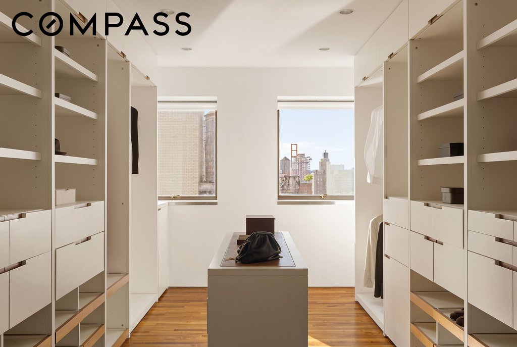205 West 19th Street, Unit 11 photo 16
