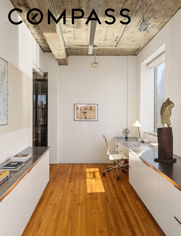 205 West 19th Street, Unit 11 photo 28