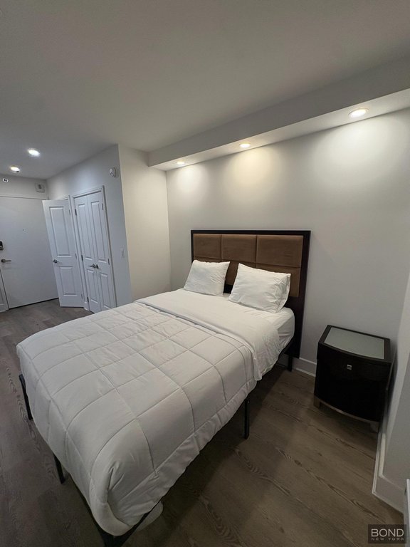 45 West 81st Street, Unit 11J photo 6