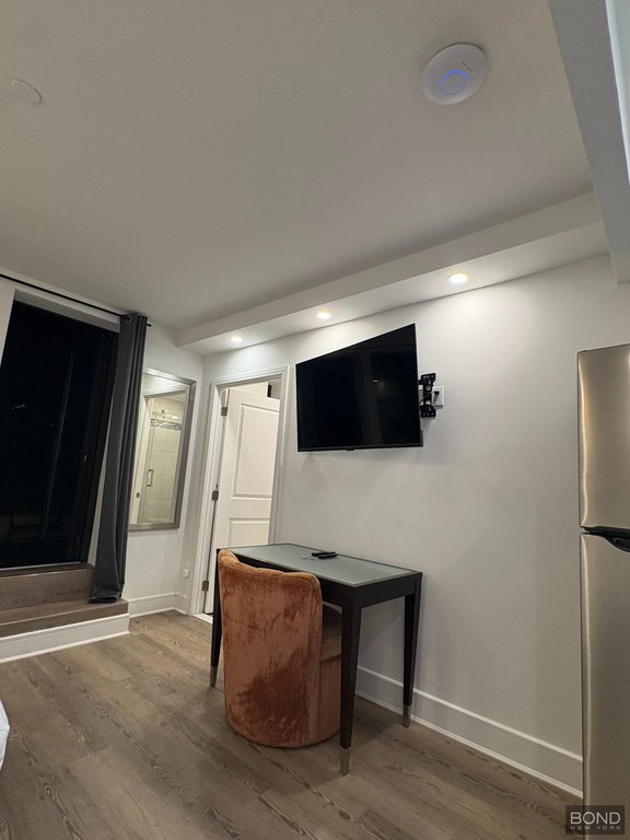 45 West 81st Street, Unit 11J photo 8