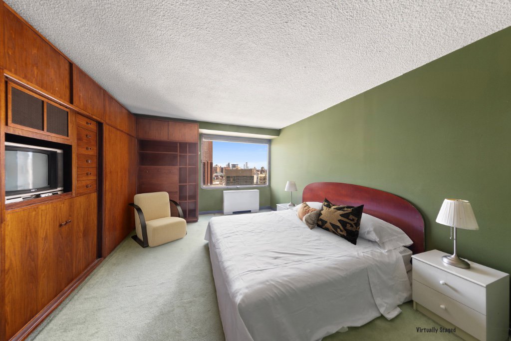 170 Park Row, Unit 18B photo 6
