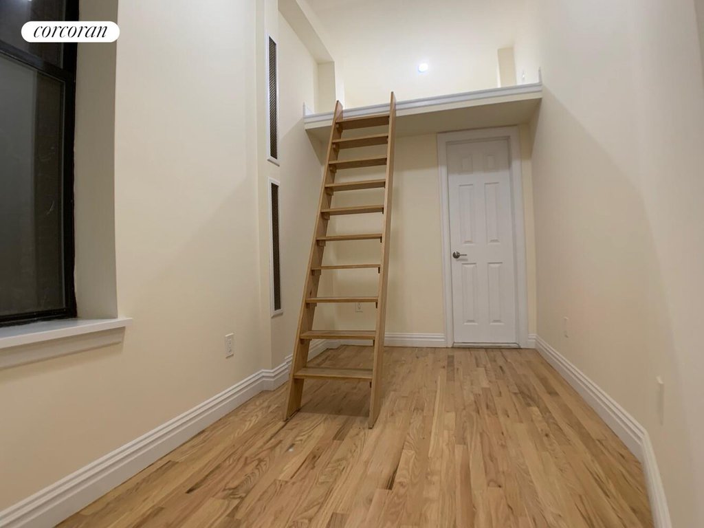 147 East 90th Street, Unit 1B photo 3