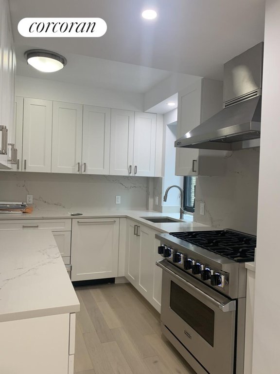 167 East 82nd Street, Unit 6B photo 4