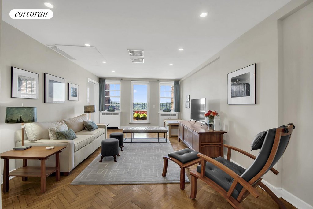 140 Cabrini Boulevard, Unit 139