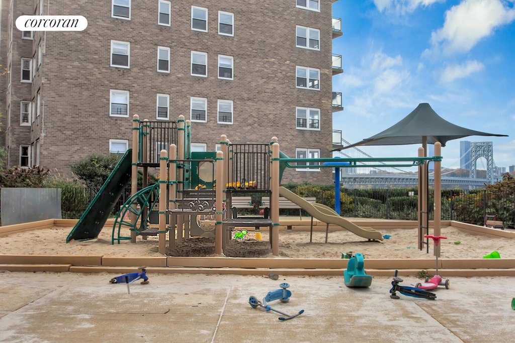 140 Cabrini Boulevard, Unit 139 photo 29