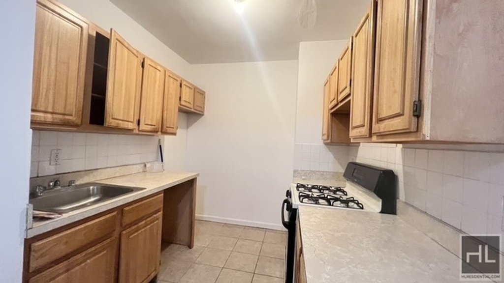 548 Rockaway Avenue, Unit 2