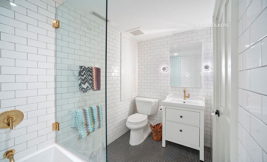 351 West 30th Street – For Rent photo 12
