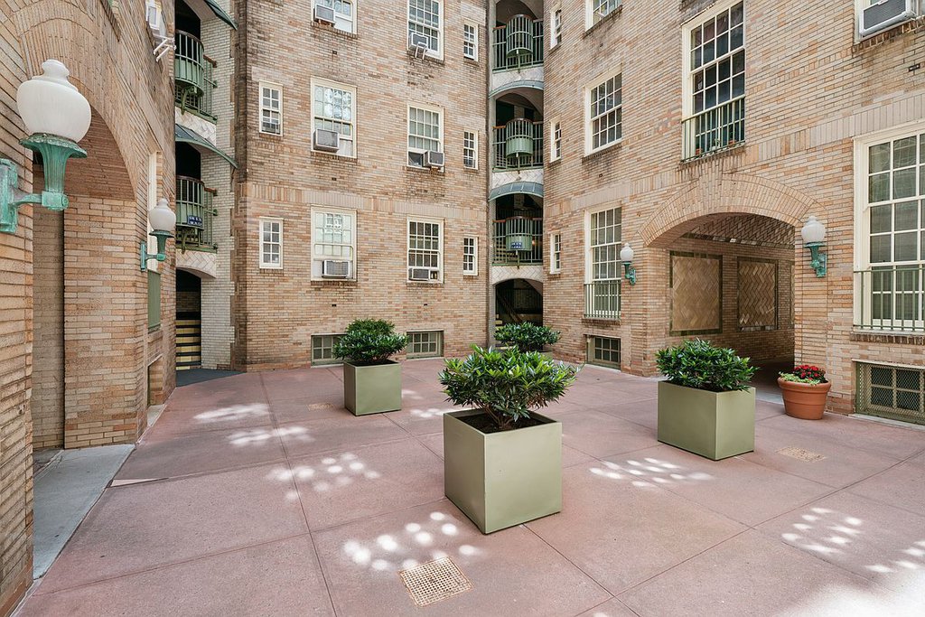 516 East 78th Street, Unit 4E photo 10