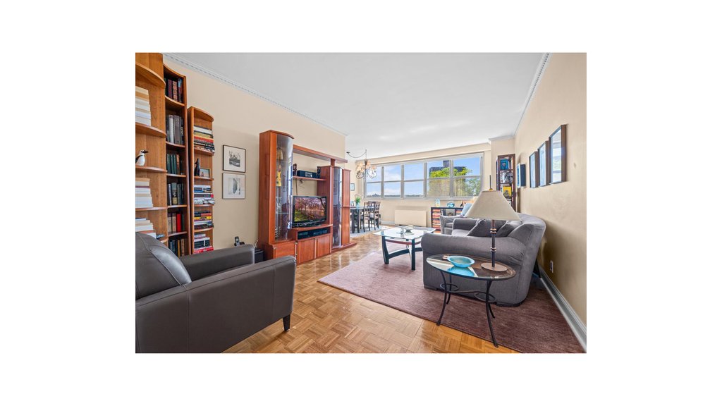 555 Kappock Street, Unit 2T
