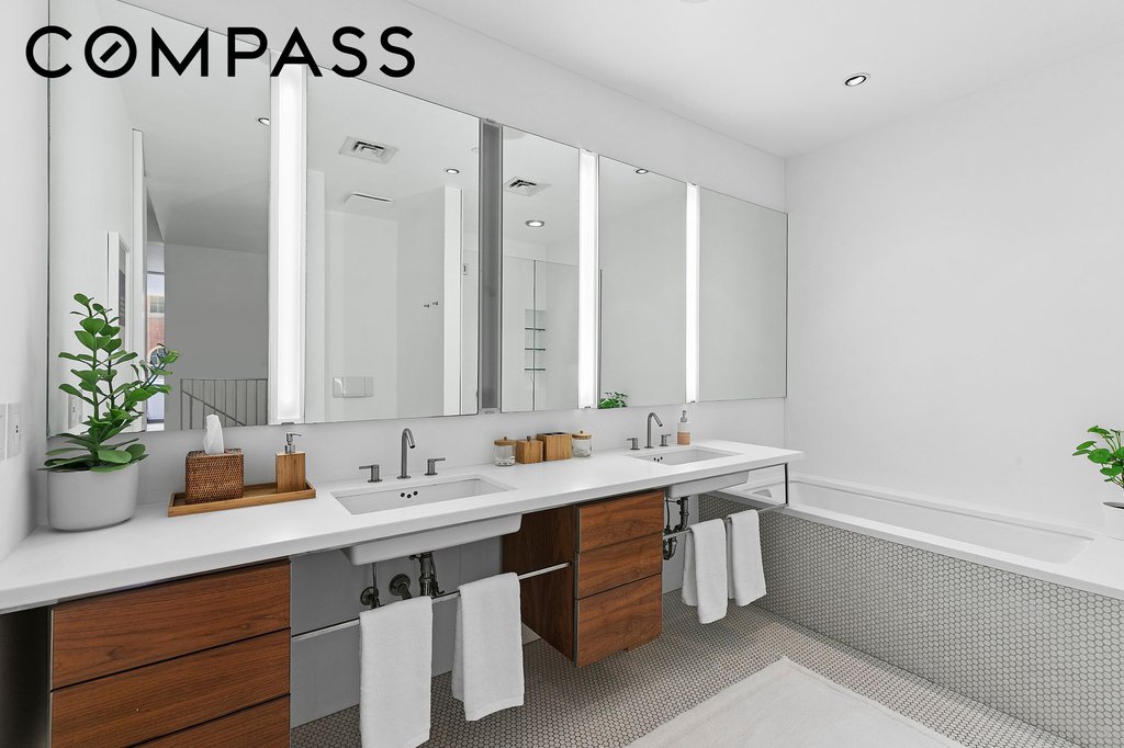 16 Desbrosses Street, Unit 2S/3S photo 22