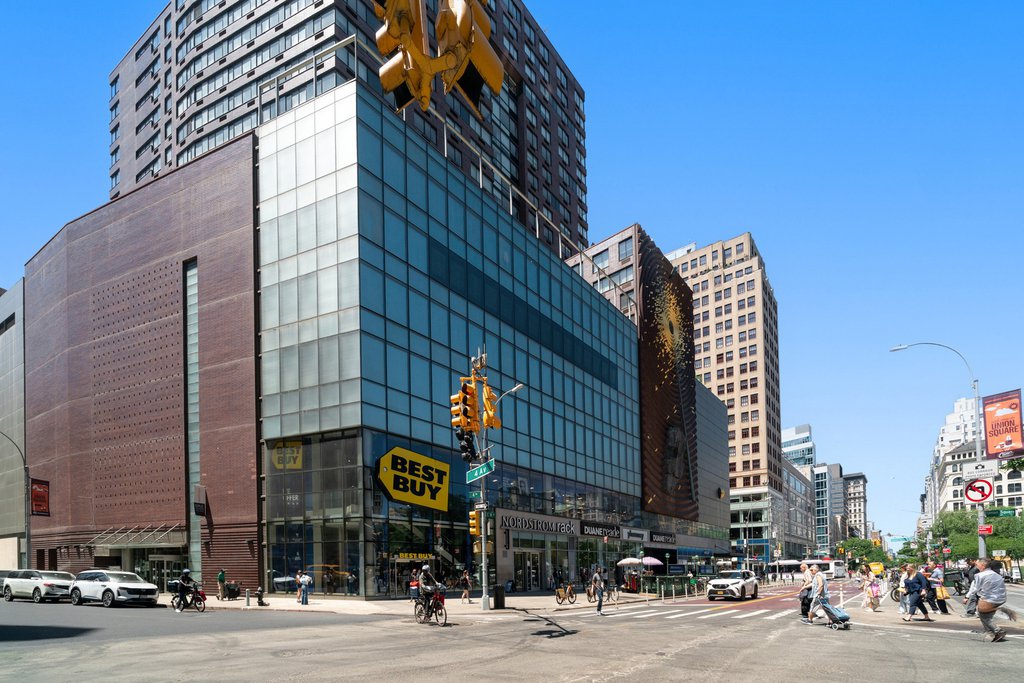 1 Irving Place, Unit V7C photo 10