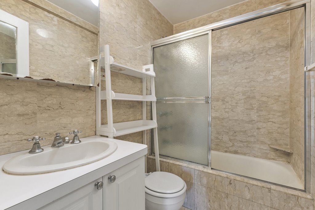 200 East 16th Street, Unit 12H photo 9