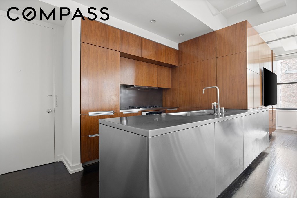 249 West 29th Street, Unit 8N photo 11