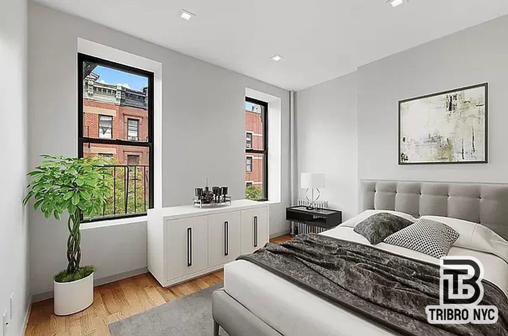 406 West 48th Street, Unit 4 photo 2
