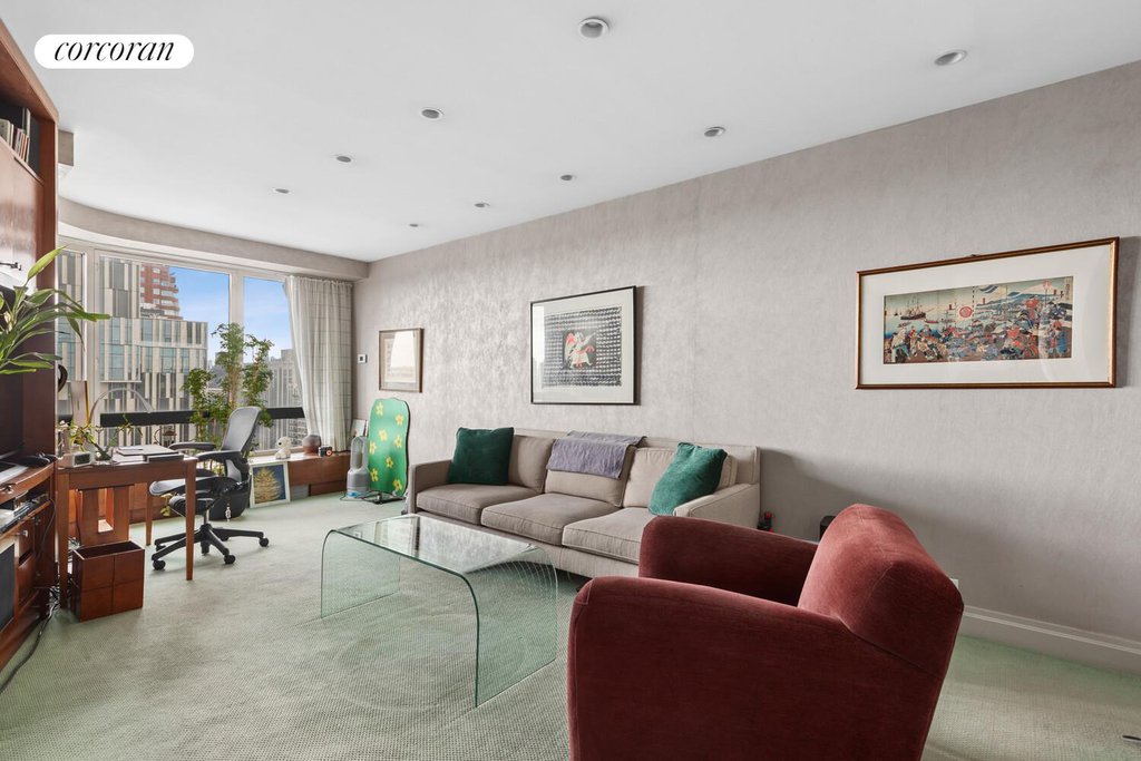 530 East 76th Street, Unit 36K photo 12