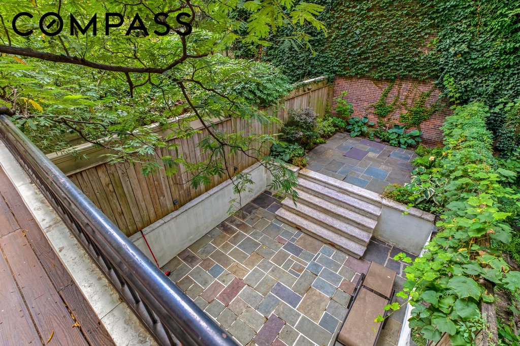 222 East 32nd Street – For Sale photo 7