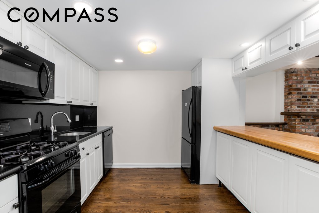 222 East 32nd Street – For Sale photo 8