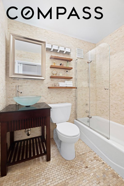 244 Madison Avenue, Unit 10D photo 4