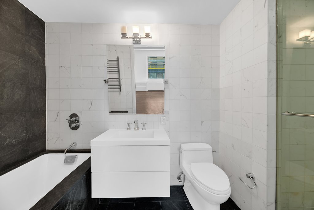 100 West 58th Street, Unit 4C photo 8