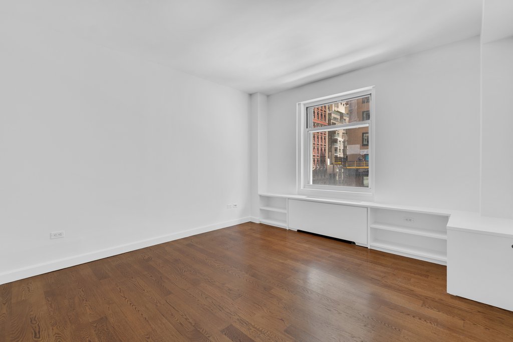 100 West 58th Street, Unit 4C photo 10