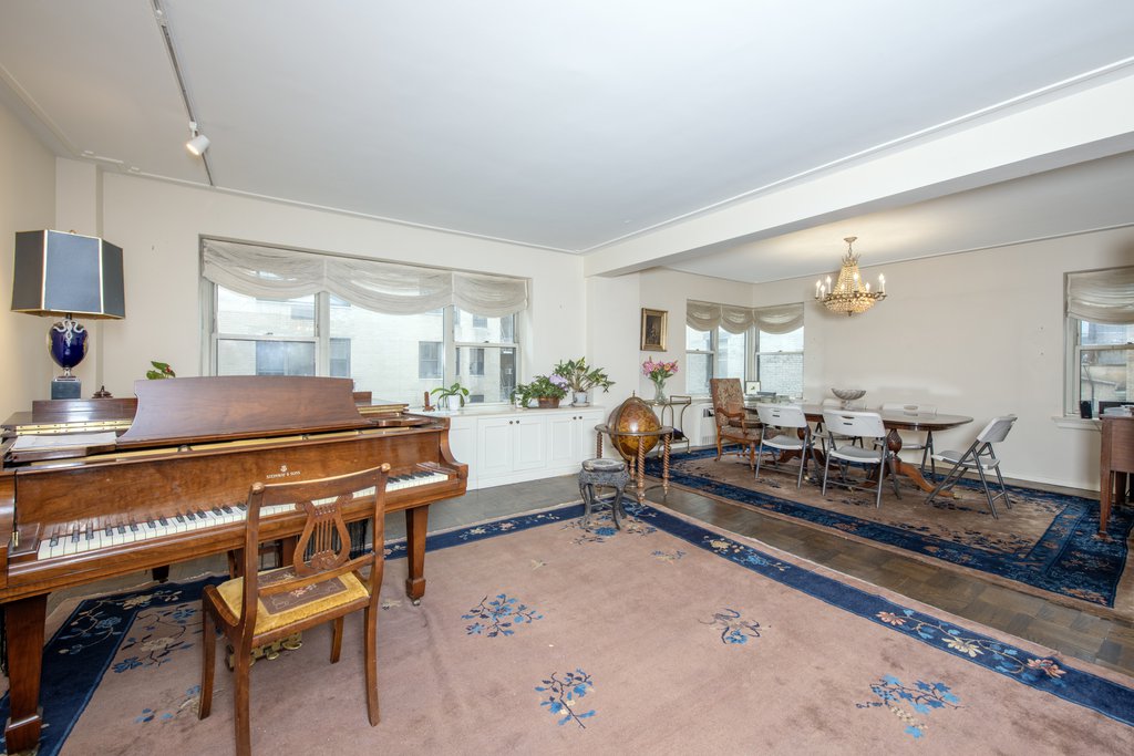 1025 Fifth Avenue, Unit 8AN photo 2