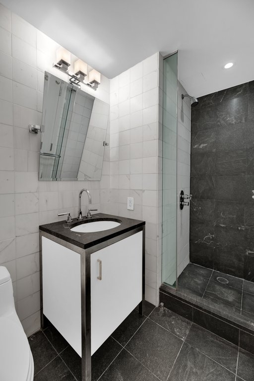 100 West 58th Street, Unit 4C photo 8