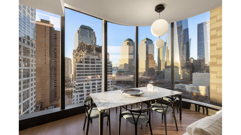 125 Greenwich Street, Unit 34D photo 6