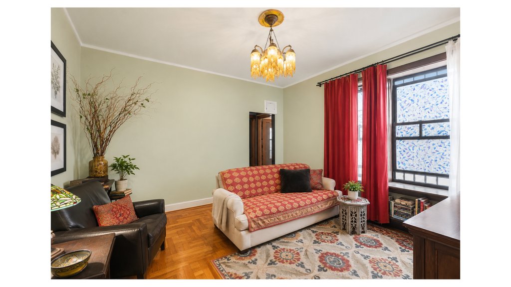255 Eastern Parkway, Unit E12 photo 3