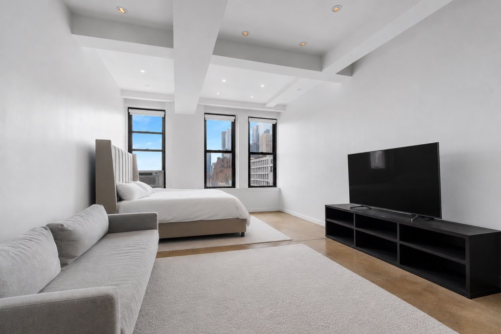 315 Seventh Avenue, Unit 17C