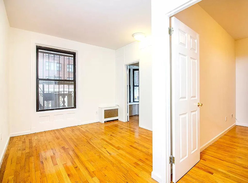 231 Lexington Avenue, Unit 2B photo 4