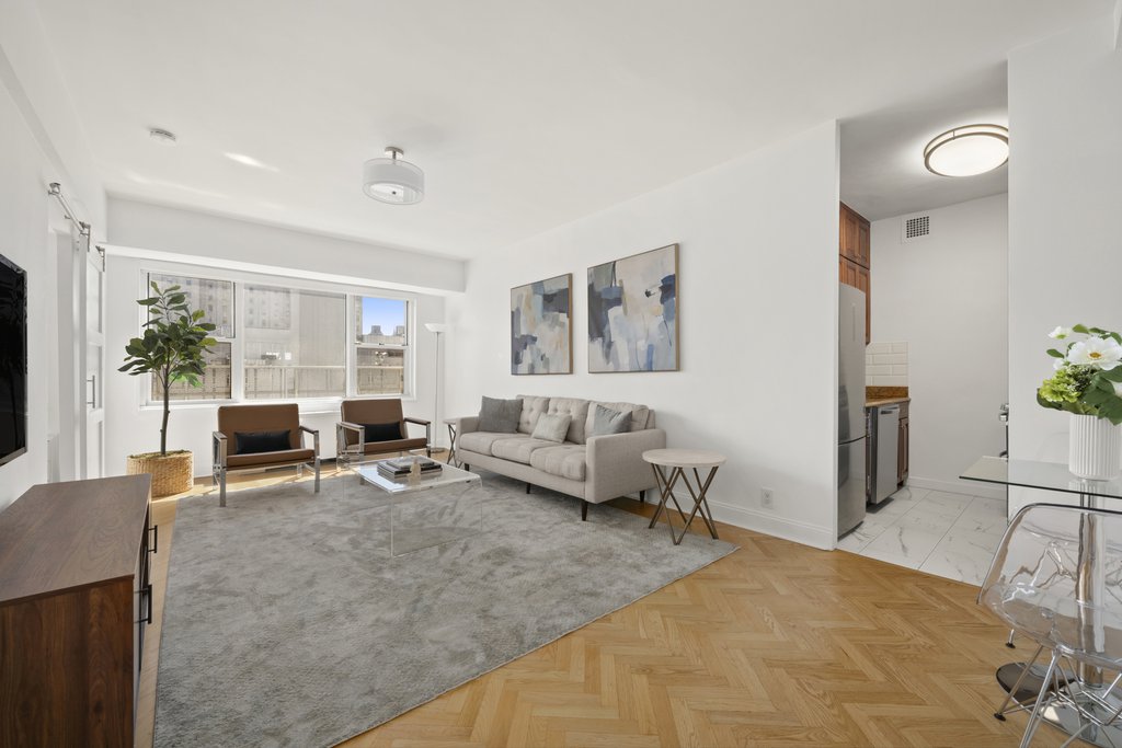 520 East 72nd Street, Unit 17C photo 2