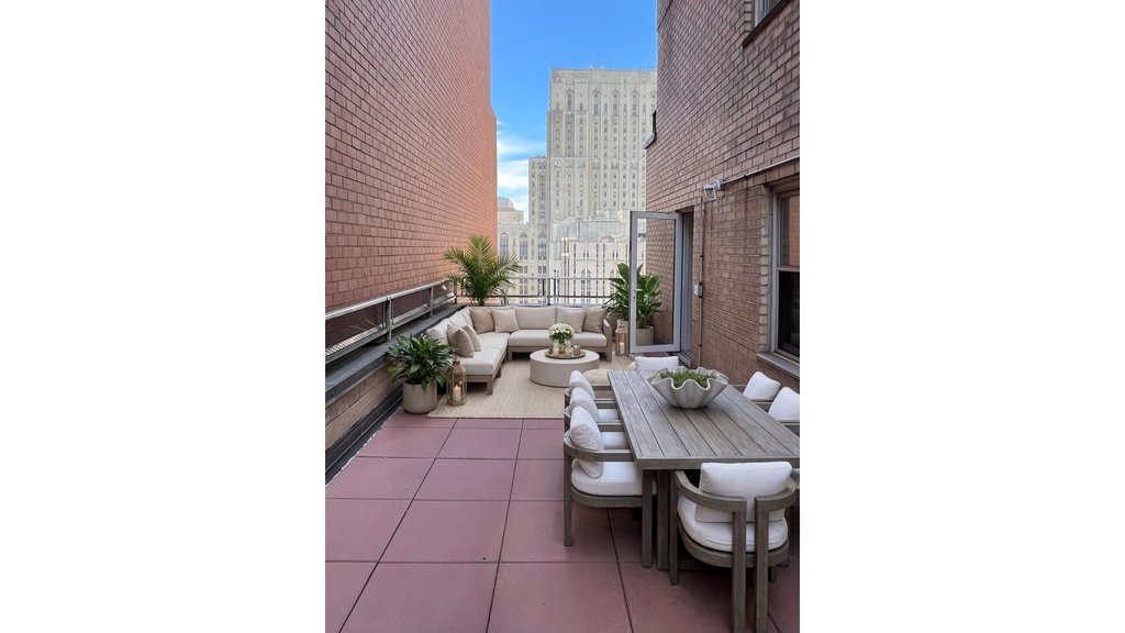 520 East 72nd Street, Unit 17C photo 6