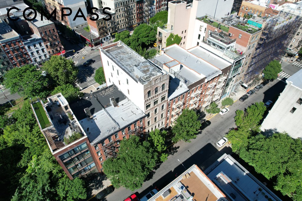 223 East 2nd Street – For Sale photo 20