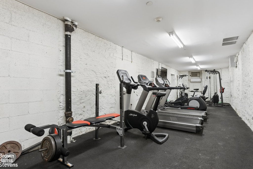 305 West 150th Street, Unit 410 photo 8