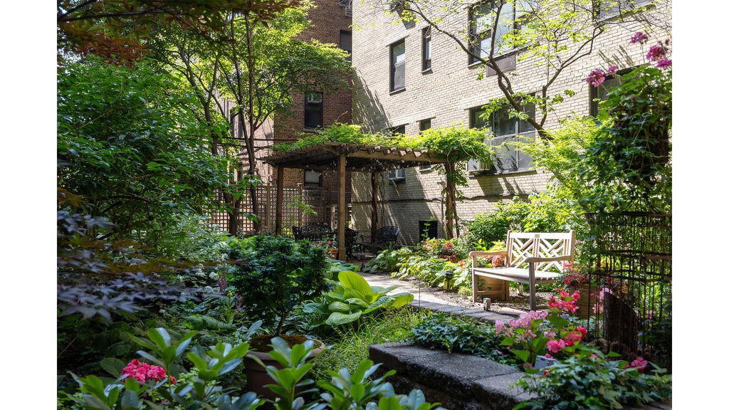 411 East 53rd Street, Unit 14B photo 10