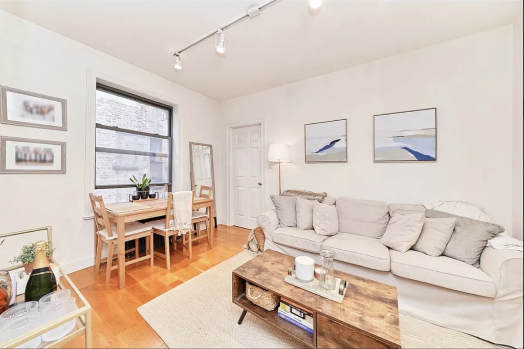 55 Barrow Street, Unit 15
