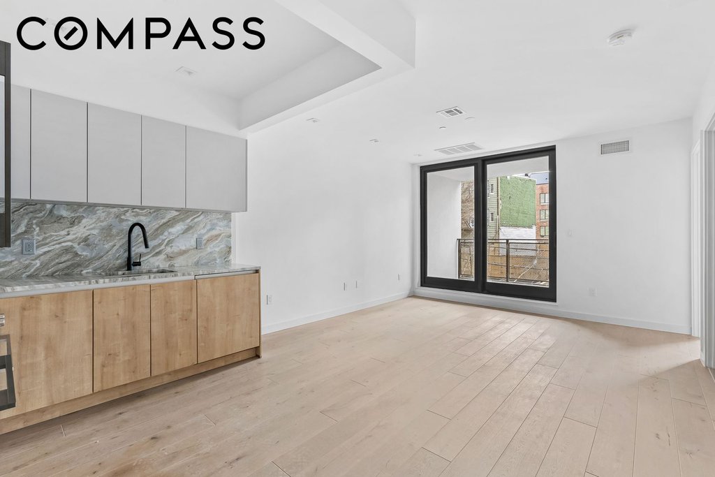 44 Box Street, Unit 2C photo 5