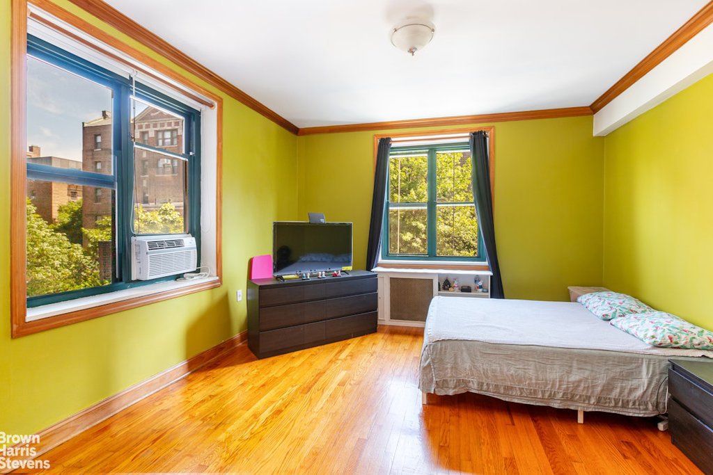 78-11 35th Avenue, Unit 3G photo 4