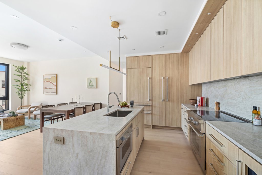 259 22nd Street, Unit 2D