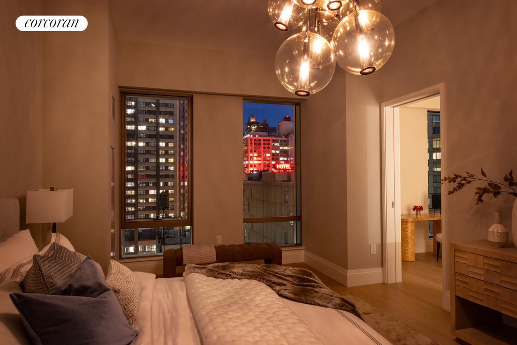 50 West 66th Street, Unit 17F photo 10