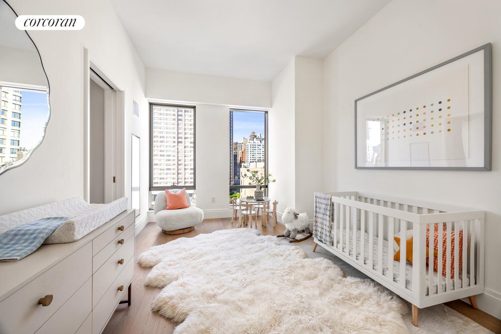50 West 66th Street, Unit 17F photo 11